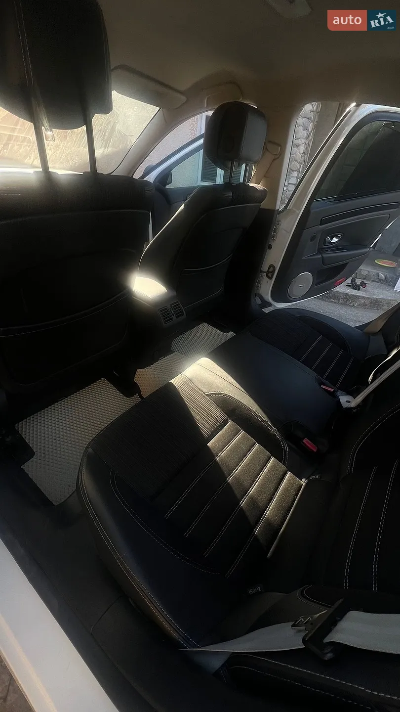 2013 Renault Laguna - мініатюра 31
