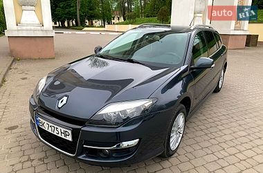 Универсал Renault Laguna 2010 в Остроге