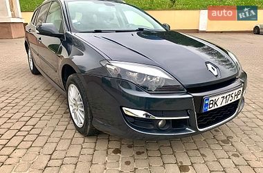 Универсал Renault Laguna 2010 в Остроге