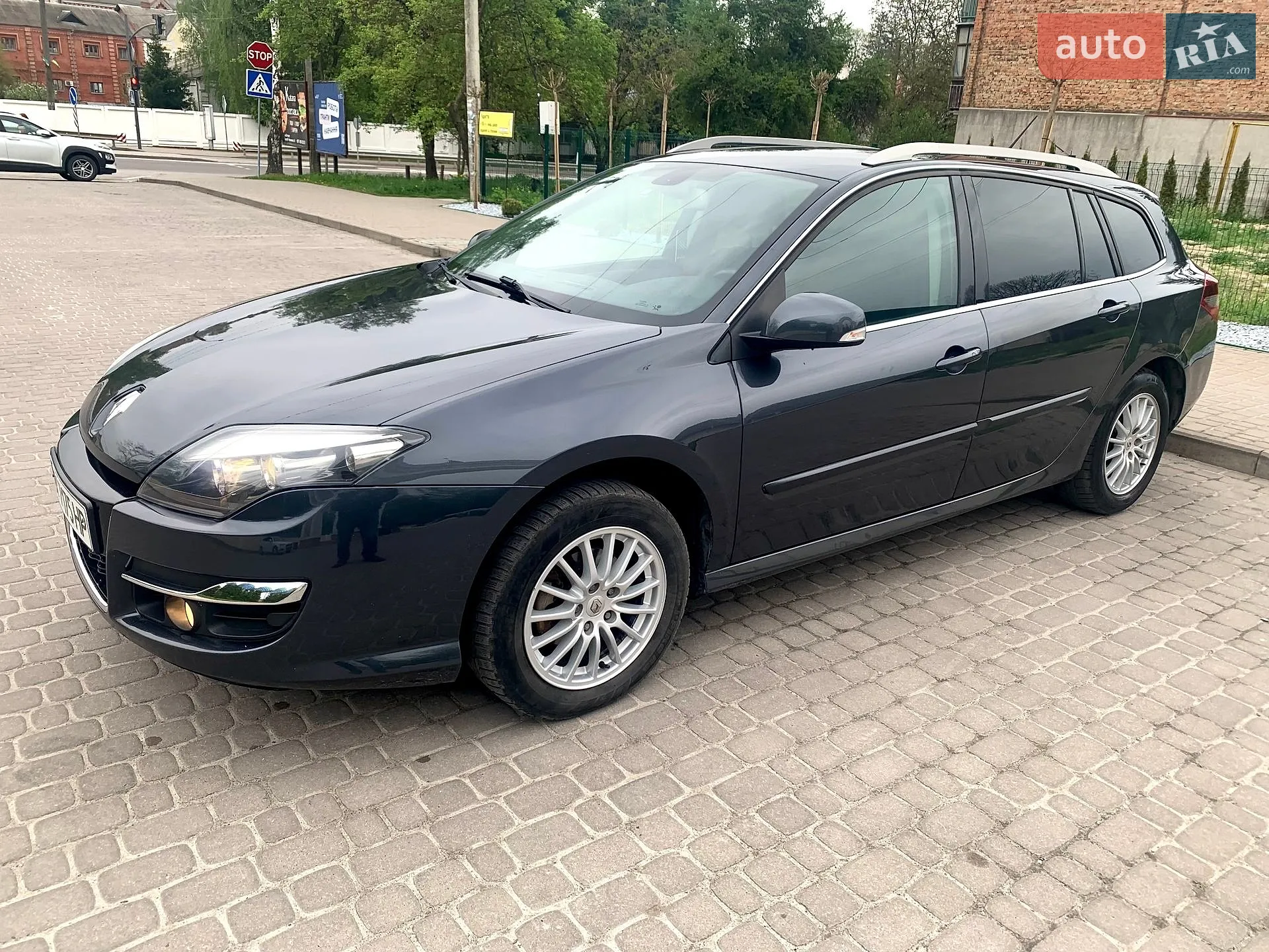 2010 Renault Laguna - мініатюра 35