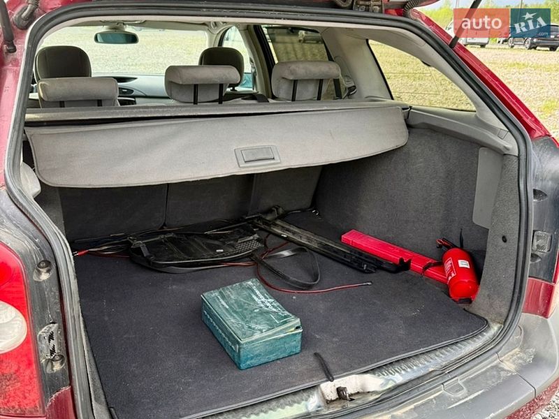 Універсал Renault Laguna 2002 в Новояворівську