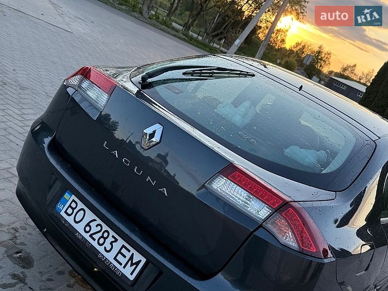 Ліфтбек Renault Laguna 2010 в Тернополі