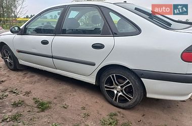Ліфтбек Renault Laguna 1994 в Пустомитах