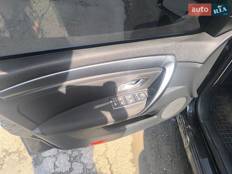 Лифтбек Renault Laguna 2010 в Красилове фото 10 Лифтбек Renault Laguna 2010 в Красилове
