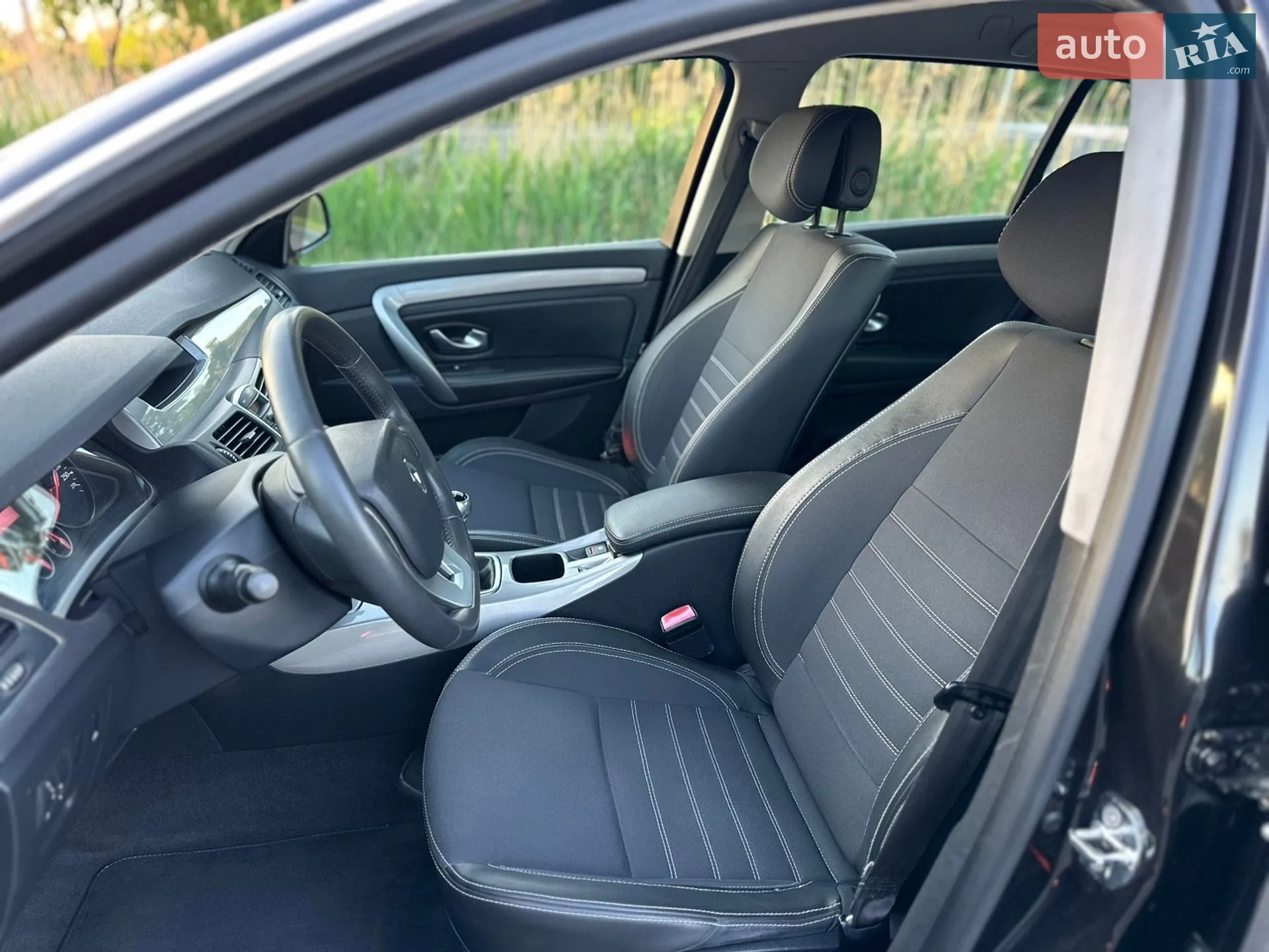 2011 Renault Laguna - мініатюра 12