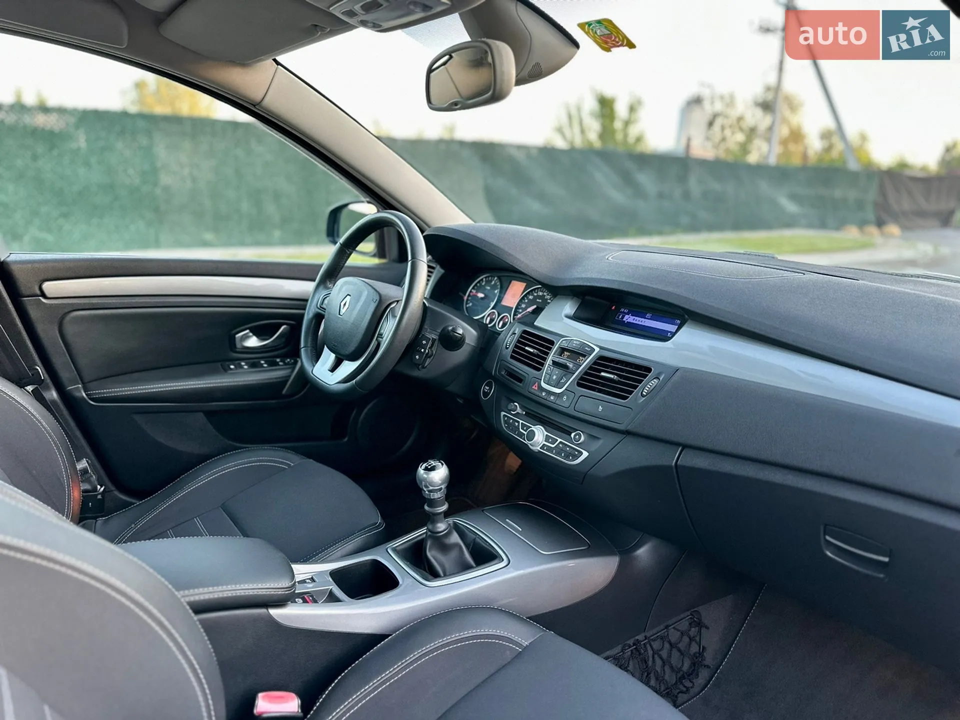 2011 Renault Laguna - мініатюра 16