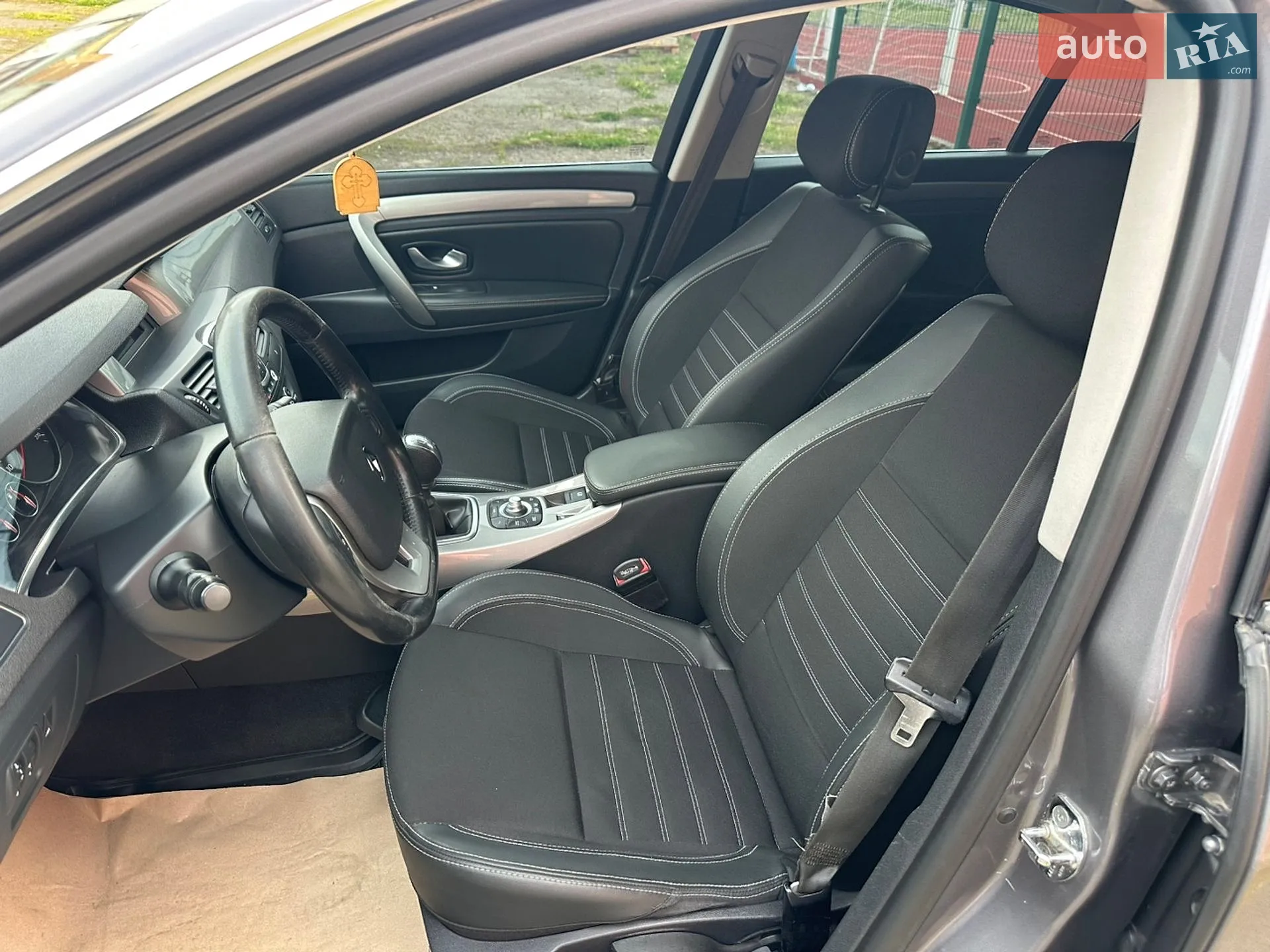 2012 Renault Laguna - мініатюра 10