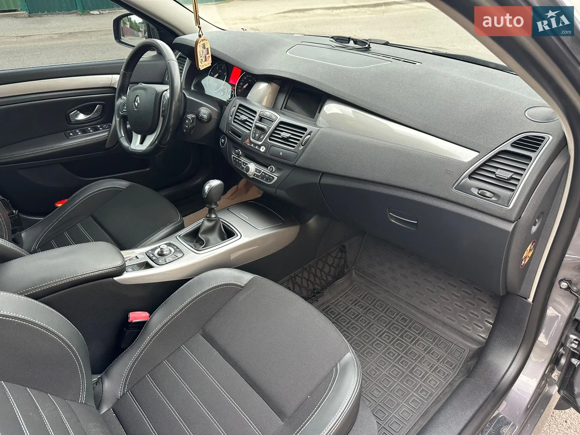 2012 Renault Laguna - мініатюра 24