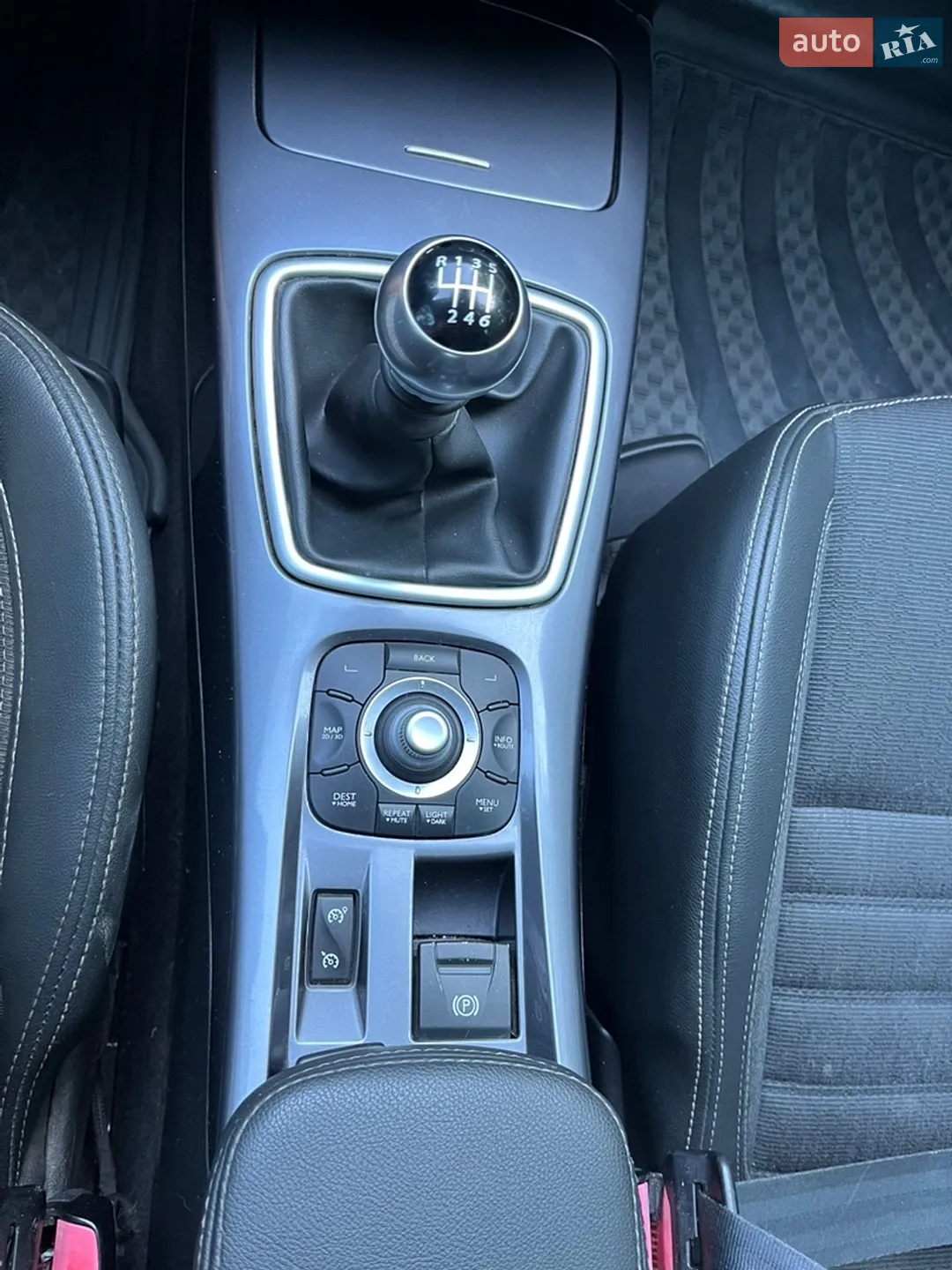 2010 Renault Laguna - мініатюра 19