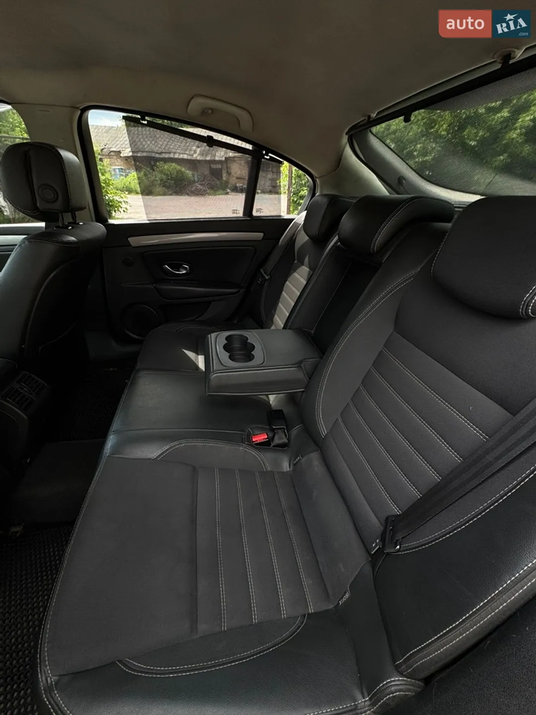 2011 Renault Laguna - мініатюра 18