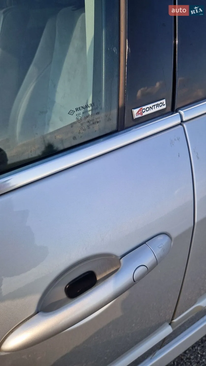 2011 Renault Laguna - мініатюра 29