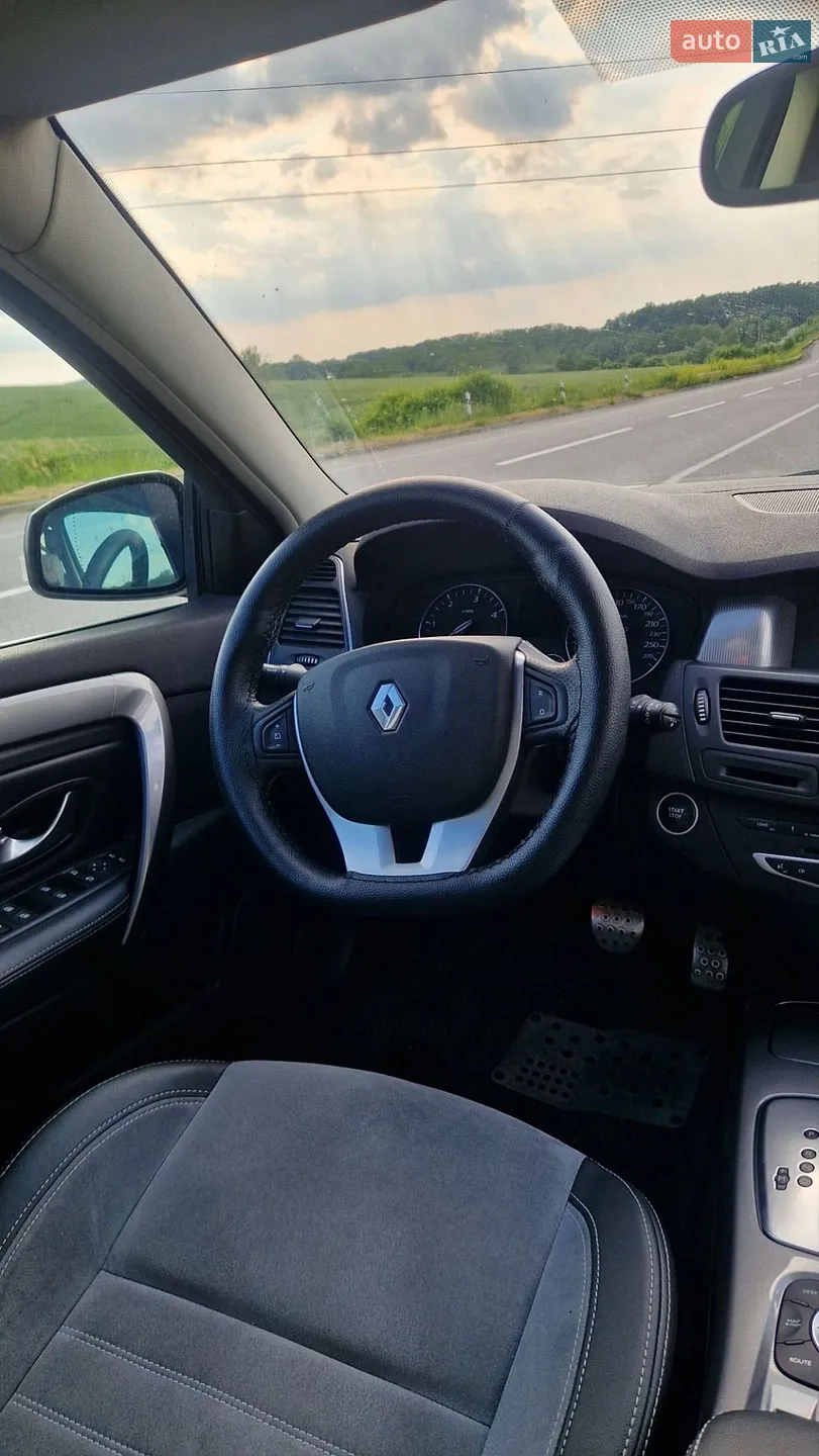 2011 Renault Laguna - мініатюра 39