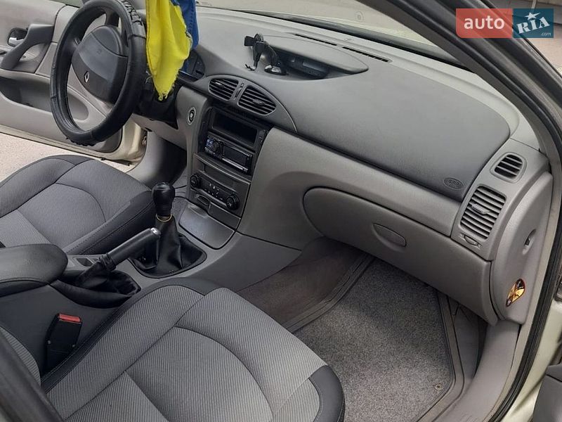 Лифтбек Renault Laguna 2005 в Кривом Роге