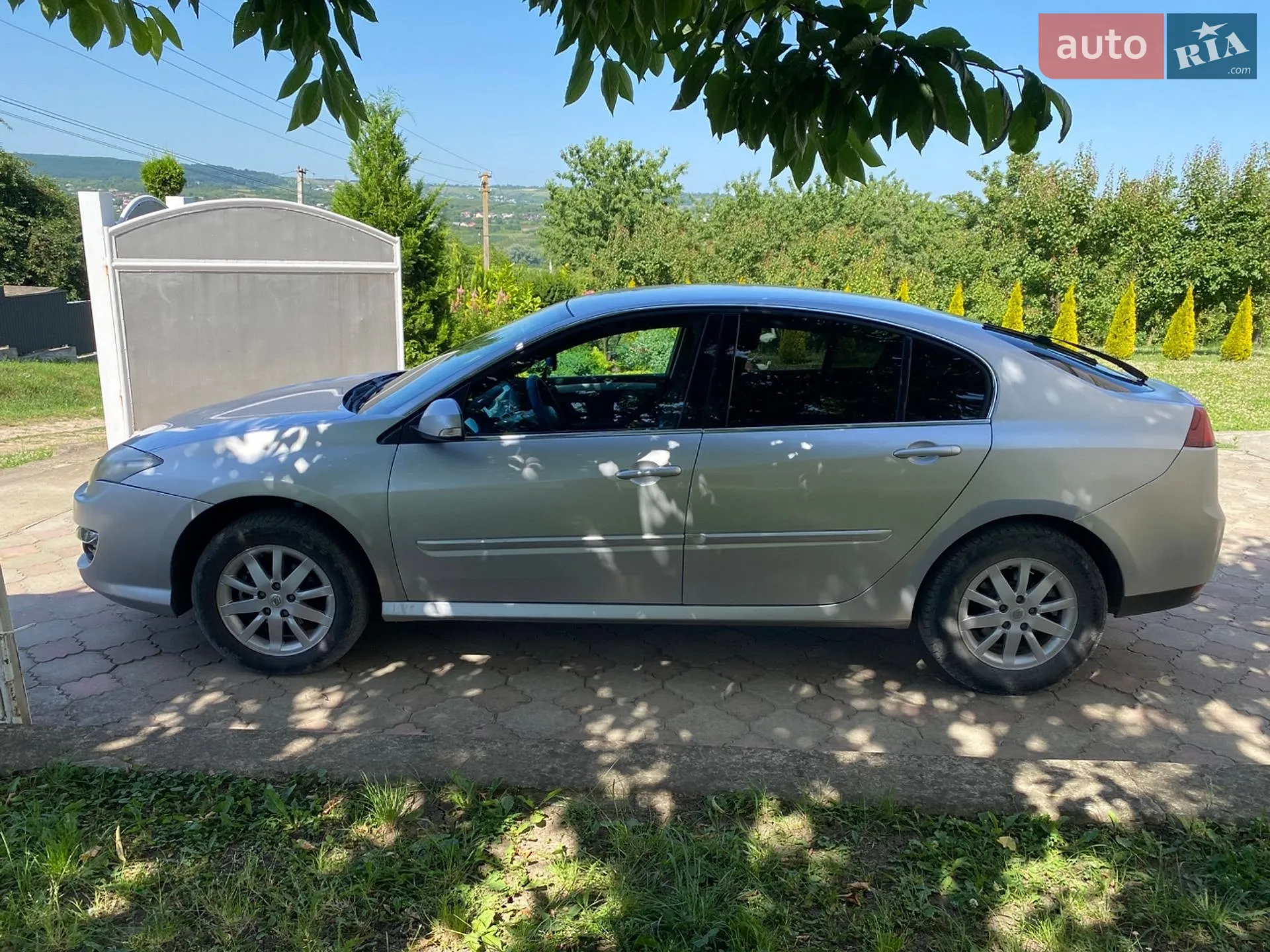 2011 Renault Laguna - мініатюра 2
