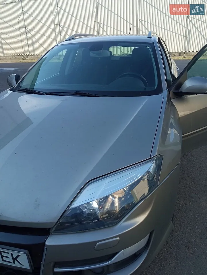 2011 Renault Laguna - мініатюра 24