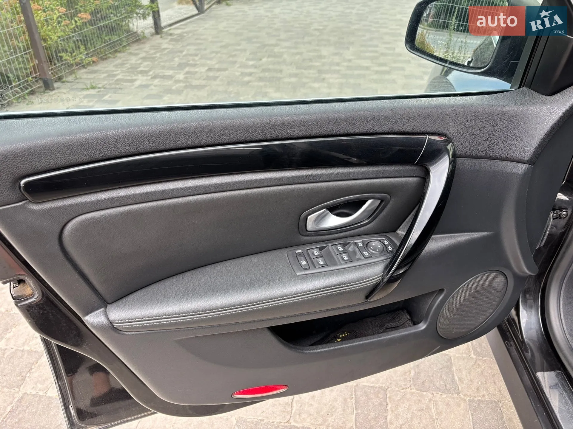 2011 Renault Laguna - мініатюра 7