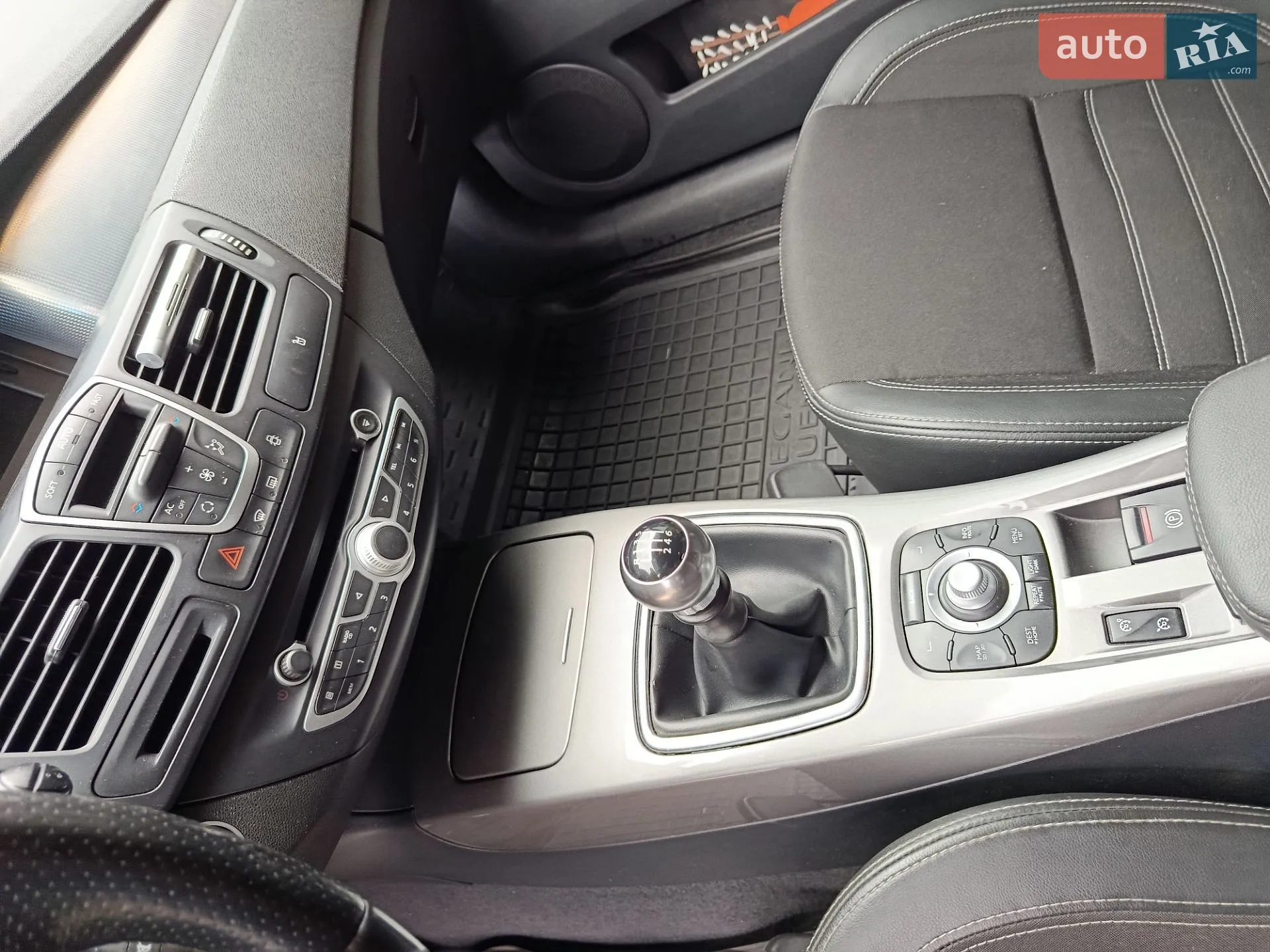 2012 Renault Laguna - мініатюра 9
