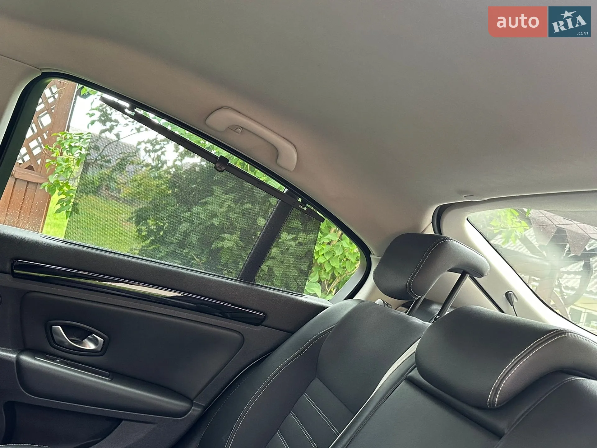 2011 Renault Laguna - мініатюра 50