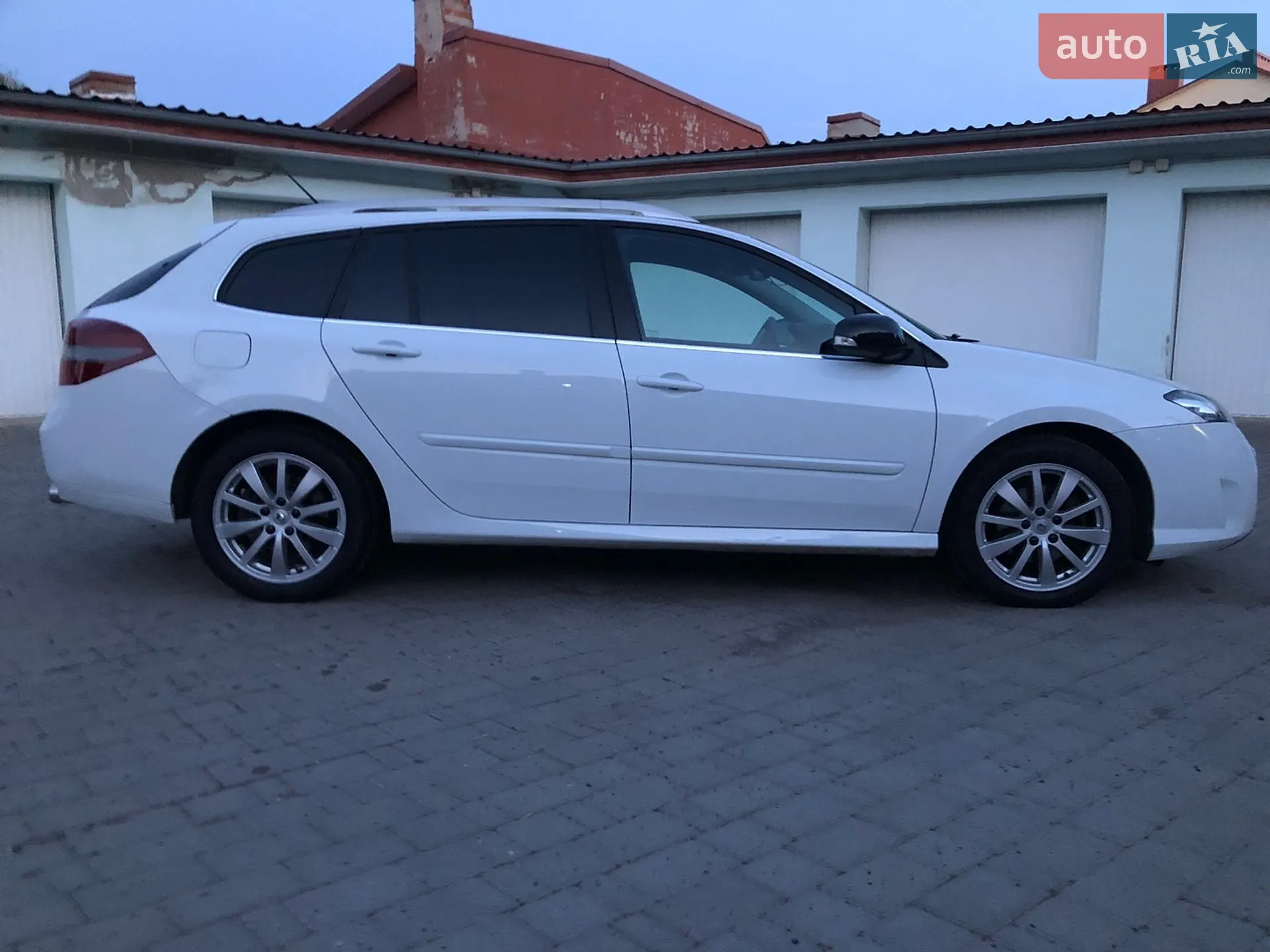 2010 Renault Laguna - мініатюра 13