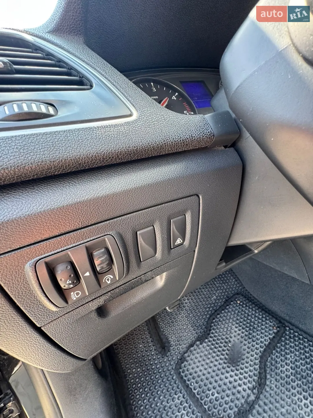 2011 Renault Laguna - мініатюра 16
