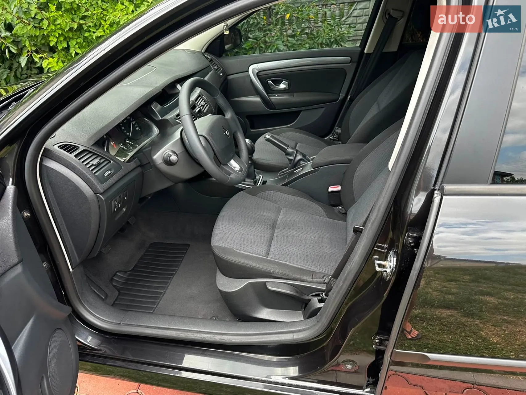 2010 Renault Laguna - мініатюра 15