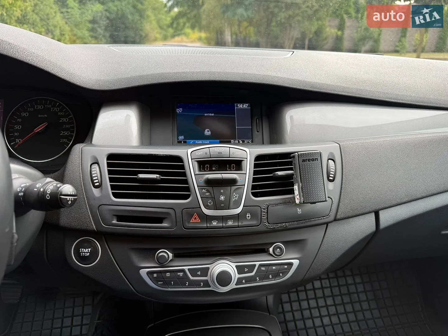 2012 Renault Laguna - мініатюра 32