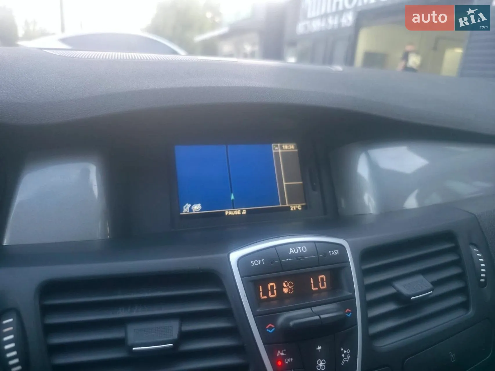 2012 Renault Laguna - мініатюра 10