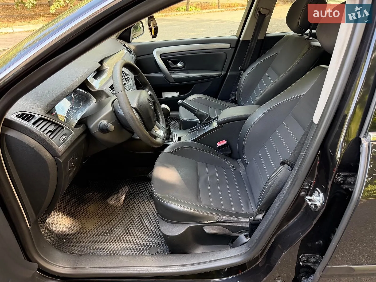 2011 Renault Laguna - мініатюра 14