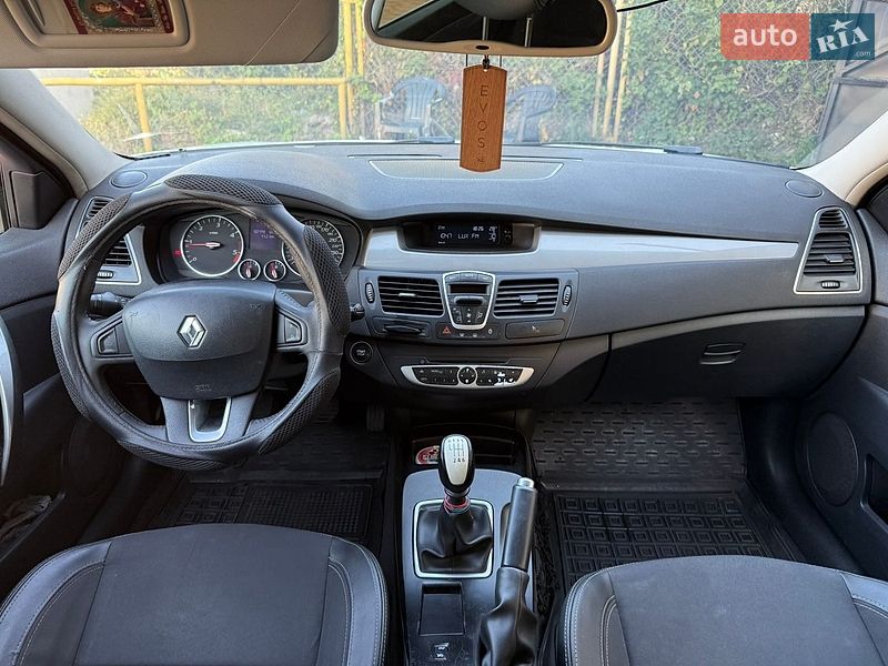 Лифтбек Renault Laguna 2012 в Львове