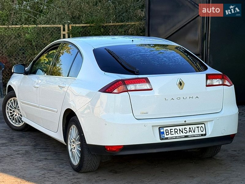 Лифтбек Renault Laguna 2012 в Львове