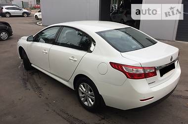 Седан Renault Latitude 2011 в Харькове