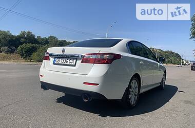 Седан Renault Latitude 2011 в Киеве