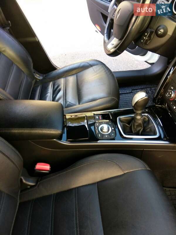 Седан Renault Latitude 2014 в Ровно