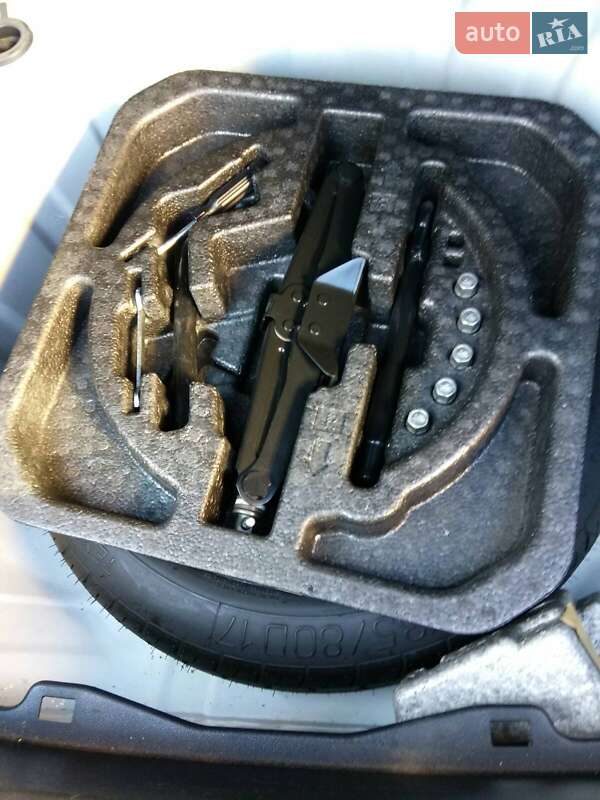 Седан Renault Latitude 2014 в Ровно