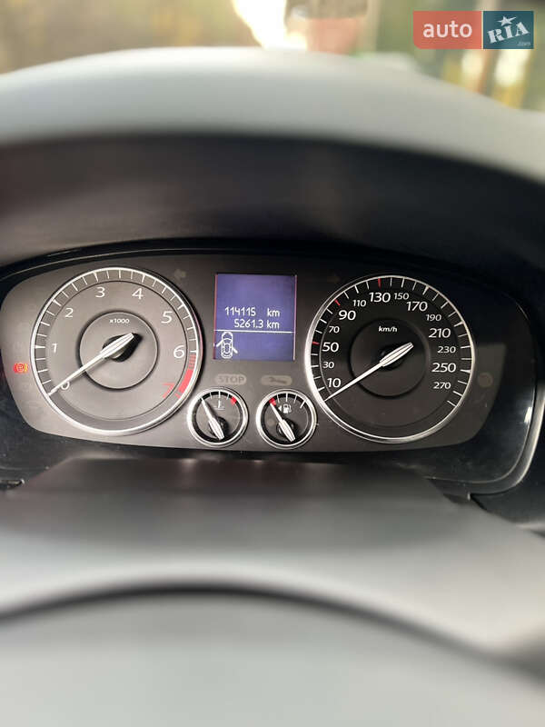 Седан Renault Latitude 2012 в Луцке