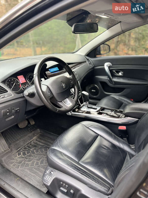 Седан Renault Latitude 2012 в Луцке