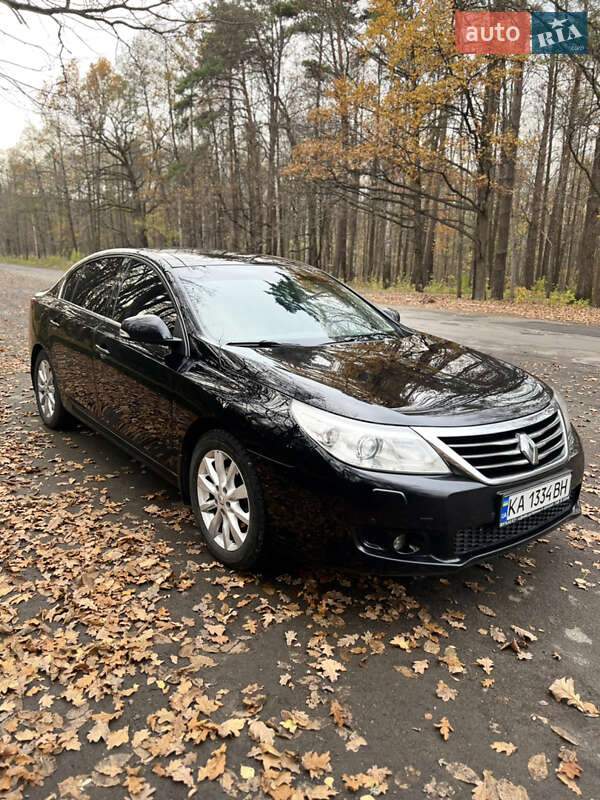 Седан Renault Latitude 2012 в Луцке