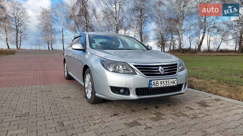 Седан Renault Latitude 2011 в Виннице