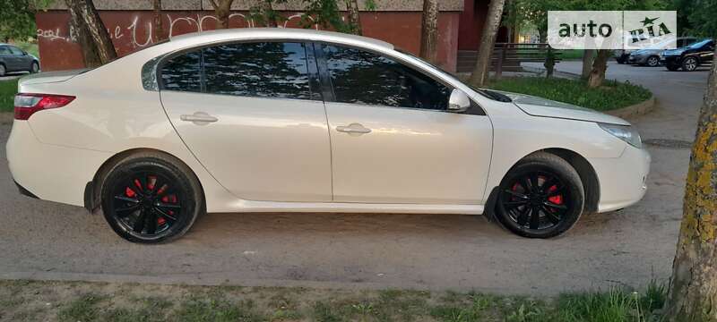 Седан Renault Latitude 2012 в Богородчанах