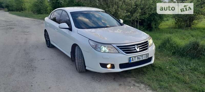 Седан Renault Latitude 2012 в Богородчанах