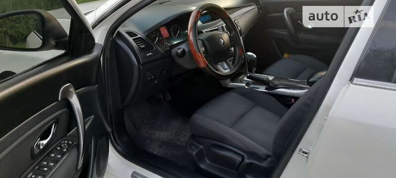 Седан Renault Latitude 2012 в Богородчанах