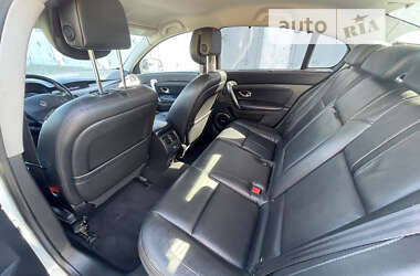 Седан Renault Latitude 2013 в Киеве