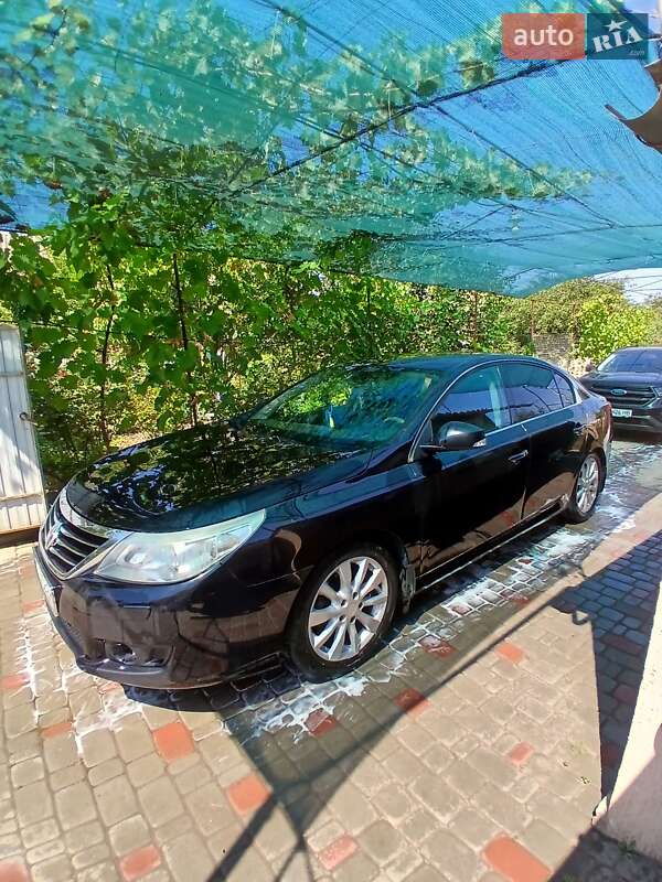 Renault Latitude 2011
