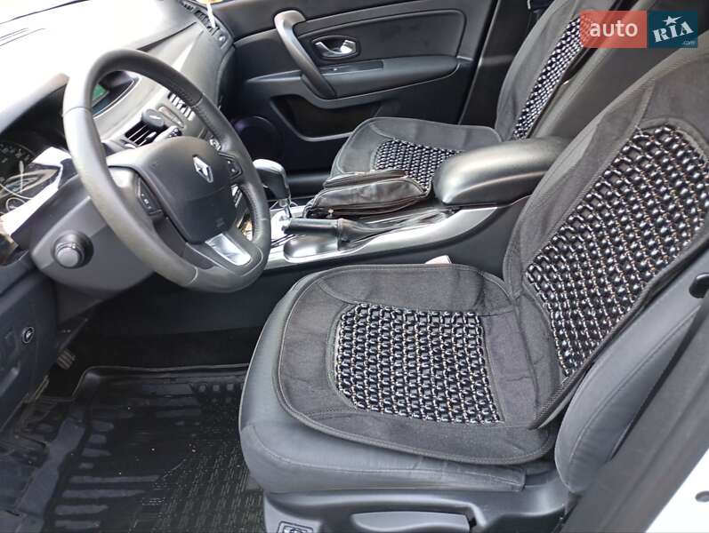 Седан Renault Latitude 2011 в Сумах фото 15 Седан Renault Latitude 2011 в Сумах