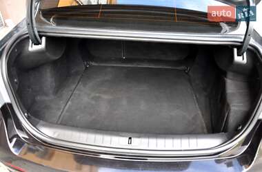 Седан Renault Latitude 2010 в 