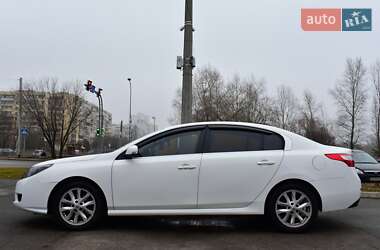 Седан Renault Latitude 2012 в Києві