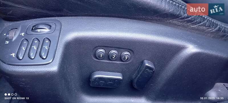 Седан Renault Latitude 2010 в Вишневом