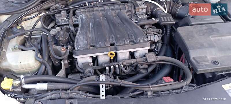 Седан Renault Latitude 2010 в Вишневом