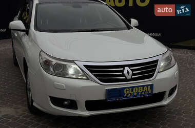 Седан Renault Latitude 2011 в 