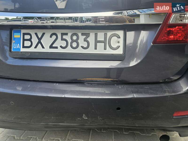 Седан Renault Latitude 2011 в Хмельницком